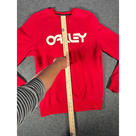 Oakley Mens Red Logo Crewneck Sweatshirt Custom Fit Long Sleeve Size L - Picture 8 of 10